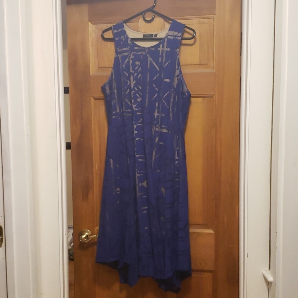 Women's dress